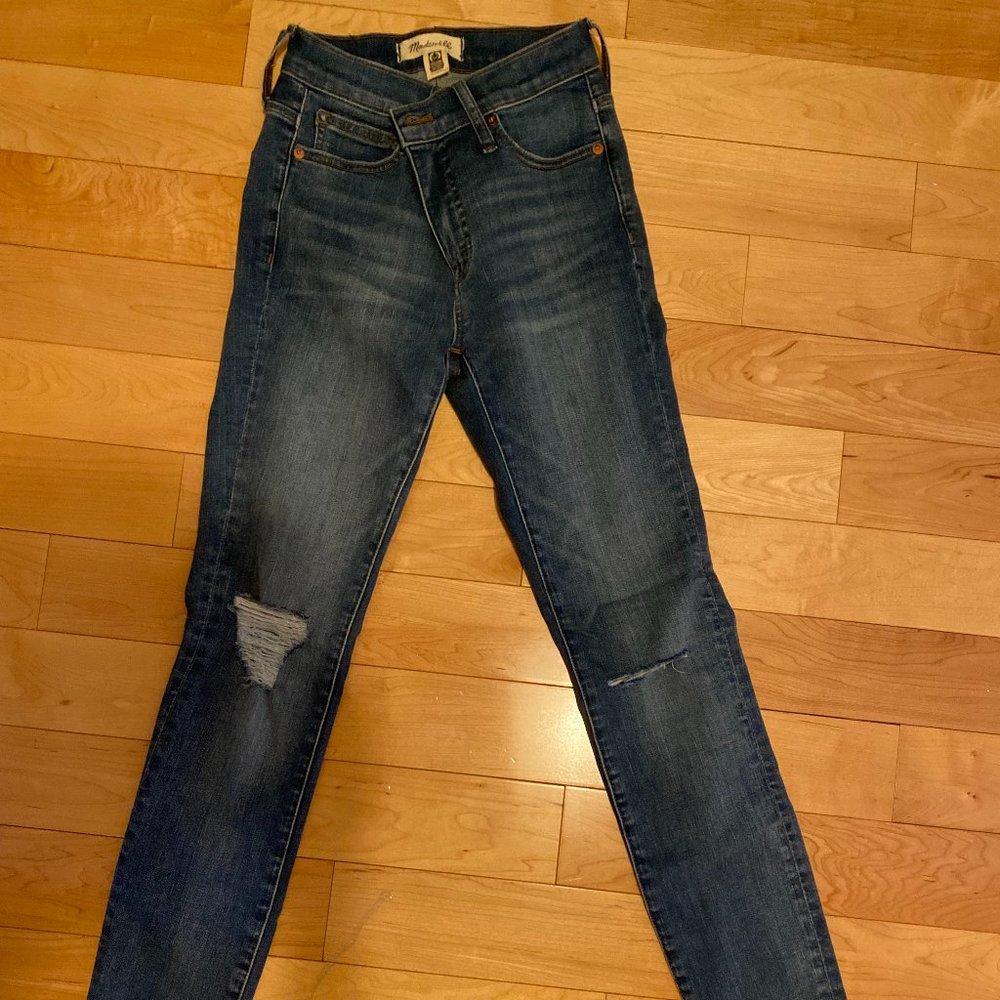 Madewell 9" Mid-Rise Skinny Jeans Size 24
